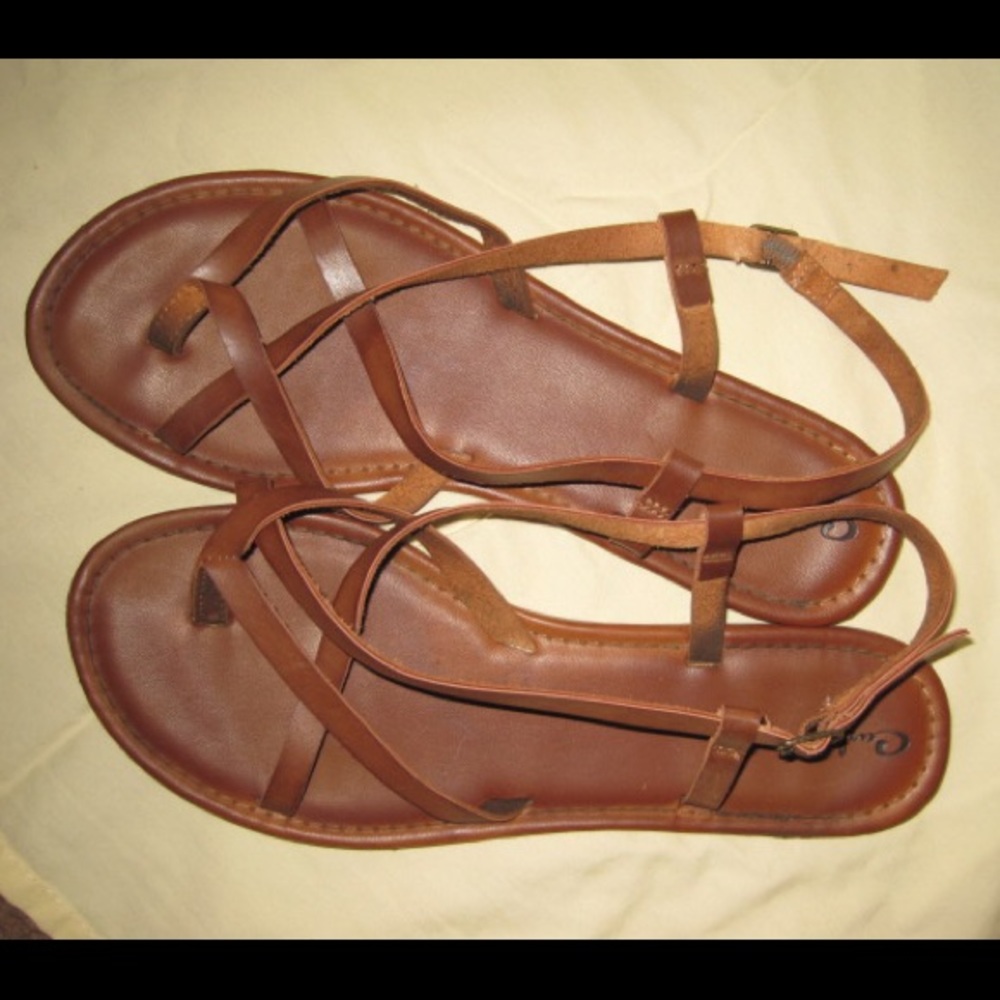 Simple tan Strappy Sandals